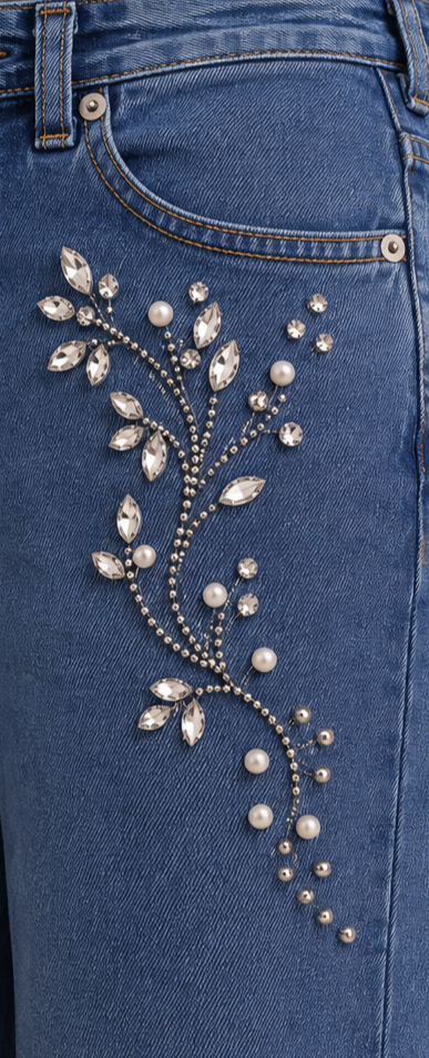 Glimmer petal | Hand embellished | Straight-fit jeans